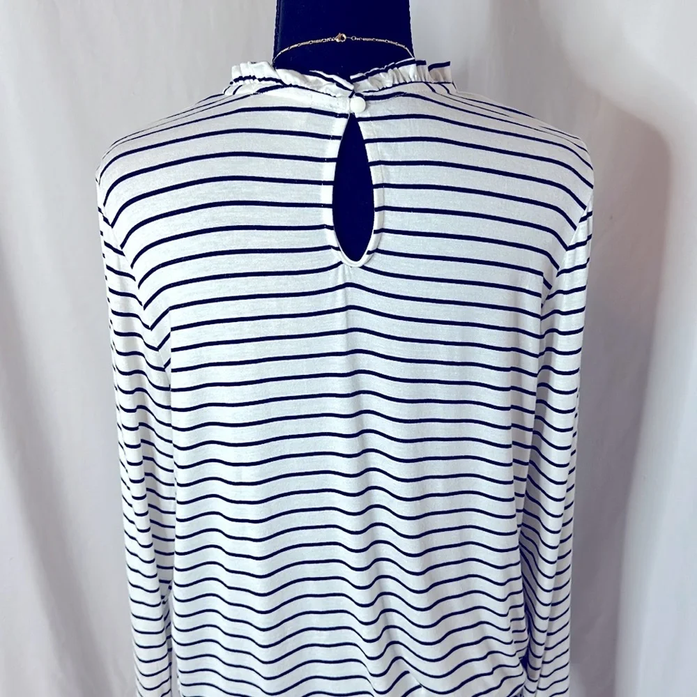 NWOT KAILEIGH long sleeve top‎ - black/white - Picture 3 of 5
